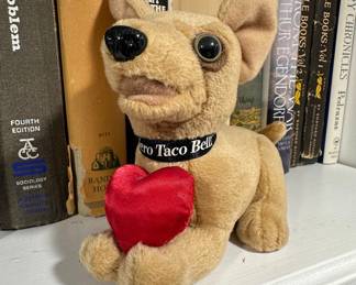 Taco Bell Chihuahua Plush Toy with Heart and "Yo Quiero Taco Bell" Collar