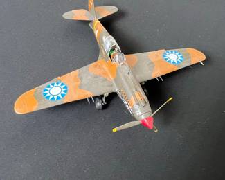 Curtiss P-40B Warhawk Model Airplane