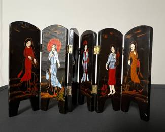 Vintage Vietnamese Lacquer Mother of Pearl Miniature Folding Screen