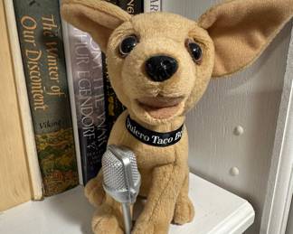 Taco Bell "Yo Quiero Taco Bell" chihuahua plush with microphone and "Chances Are" song