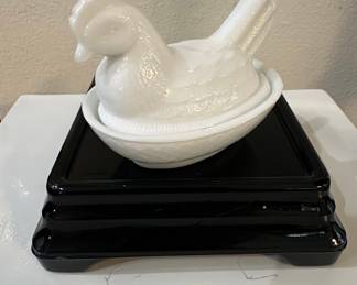 Indiana Glass White Milk Glass Hen on Nest