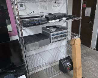 Dvd players & vcr