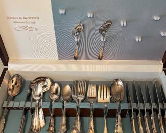 Reed and barton flatware set