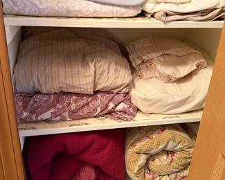 Linens, sheet sets
