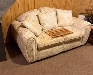 Love seat