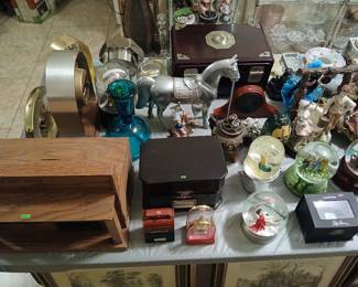 vintage snow globes, glassware, clocks, music boxes & other items