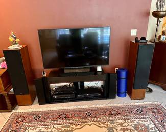 Sony TV, Marantz Stereo