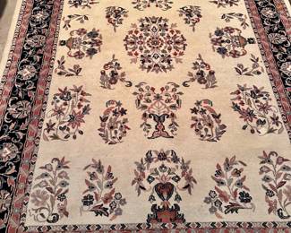 Beautiful Wool Rug. 6’6” x 9’11”