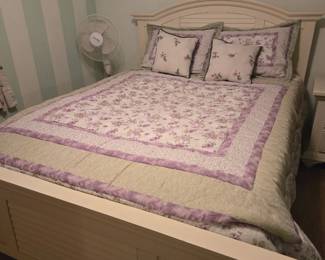 Queen Bedroom Set 