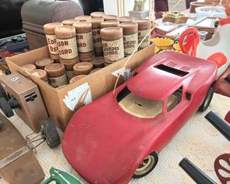 Assorted vintage and antique items