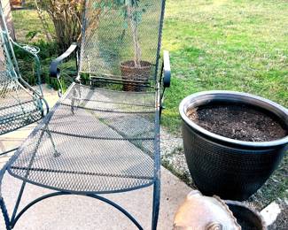 Wrought iron lounger