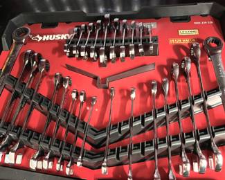 Husky wrench set