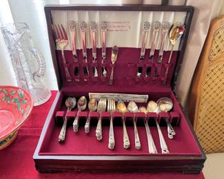 Rogers Brothers flatware set