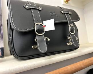 Kemi Moto black leather saddle bag