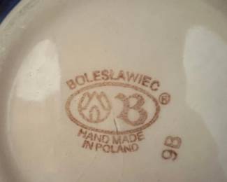 Boleslawiec Bleeding Heart Peacock Pattern Ceramic Pitcher and Small Creamer second image