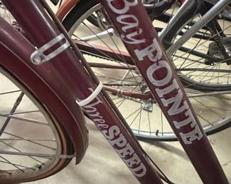 Vintage Huffy Bay Pointe Speed Bicycle second image