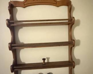 Vintage Wooden Wall Shelf with Decorative Top and Duck Decoys