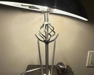 Modern Swirl Accent Table Lamp second image