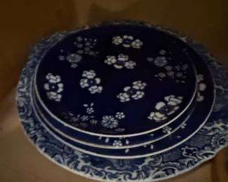 Copelands China England Blue Willow Pattern Plates