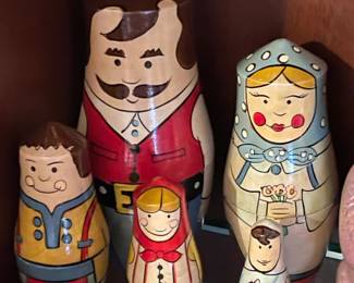 Nesting Doll Set