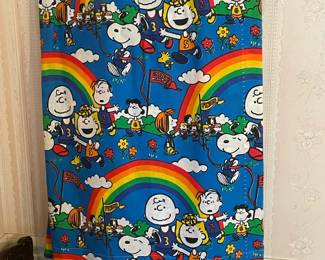 BEAUTIFUL Vintage Peanuts Sports Themed Curtains