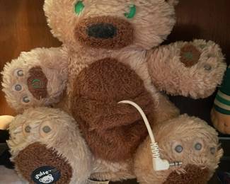 Vintage Sharper Image iPulse Bear For iPod