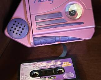Vintage Deluxe Talkgirl W/ Home Alone 2 Cassette Tape