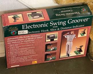 BRAND NEW Club Champ Electronic Swing Groover