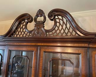 Elegant Dining Room China Cabinet W/ Bottom Storage