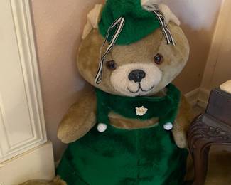 Vintage Bear In German Lederhosen Outfit
