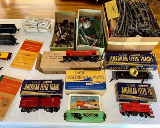 Model trains and accessories
