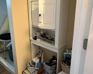 bathroomshelf
