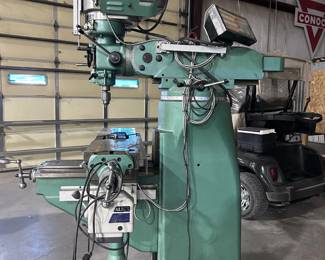 Lot 30827 (Wichita, KS):Grizzly X6323 Vertical Milling Machine