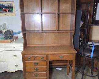 Wooden Desk With Hutch and Drawers