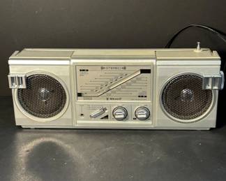 Tempest Model AF-2020 AM/FM Stereo Radio