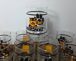 Missouri Mizzou Glasses with Tiger and Paw Design
