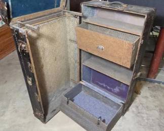Early 20th Century Steamer Trunk