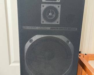  Two vintage Marantz LS200 speaker