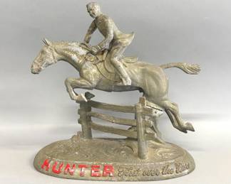 Hunter Whiskey advertising figurine