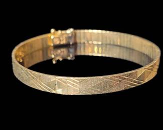 14k Omega Chain Bracelet