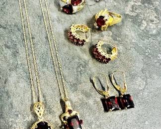 Red  Gold Glitter in 14K Gold