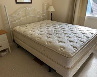 Queen mattress with bed frame