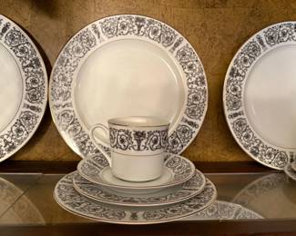 fine china - Coventry, Laurent pattern