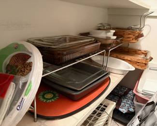 bakeware - pyrex and corning ware