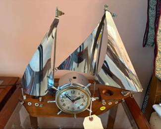vintage lighted electric ship clock - works!