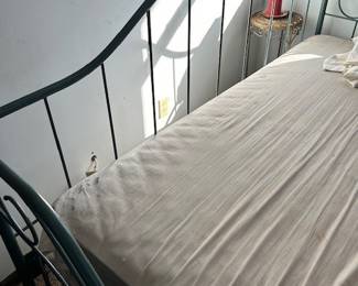 metal day bed frame