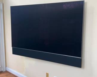 Samsung 75” TV with sound bar