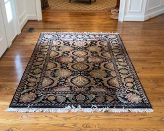 Ornate Traditional Floral Area Rug with Fringe - 7’4” x 5’1”