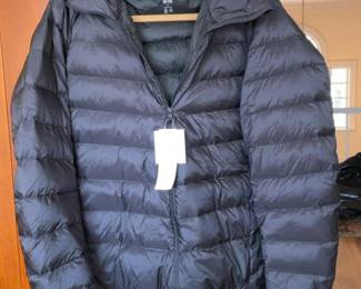 Uniqlo Ultra Light Down Hooded Jacket
