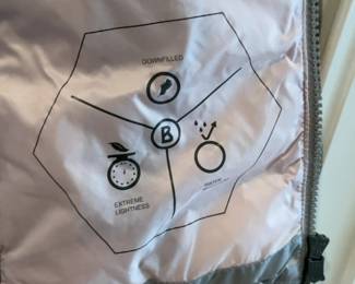 Bogner Women's Lightweight Quilted Puffer Vest Small 6